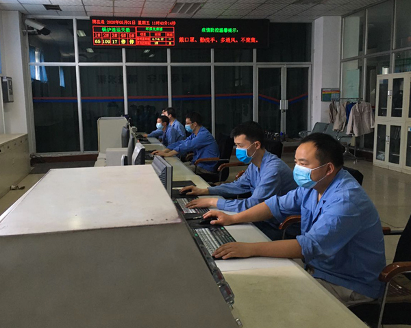 五一當天的鍋爐控制室.jpg
